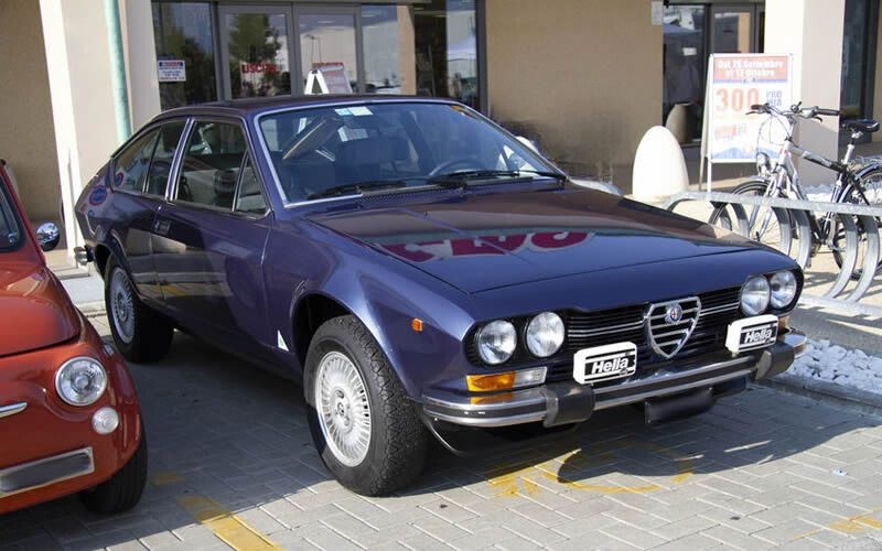 Alfa Romeo  GTV 4 / 6 