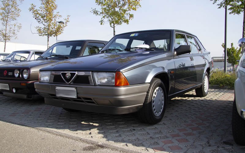 Alfa Romeo 75